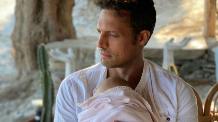 Σάββας Πούμπουρας: "Λιώσαμε" με τη νέα εικόνα μαζί με την κόρη του