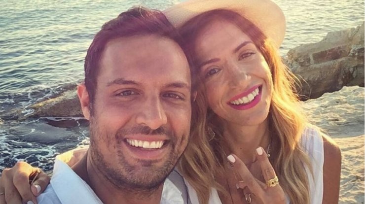 Πούμπουρας - Θεοχαρίδη: Γιορτάζουν την τέταρτη επέτειο γάμου τους [εικόνες]