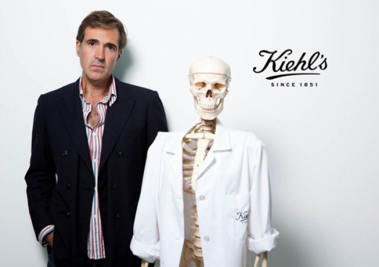Στην Αθήνα για τη δημοπρασία «Meet Mr. Bones» από την Kiehl’s