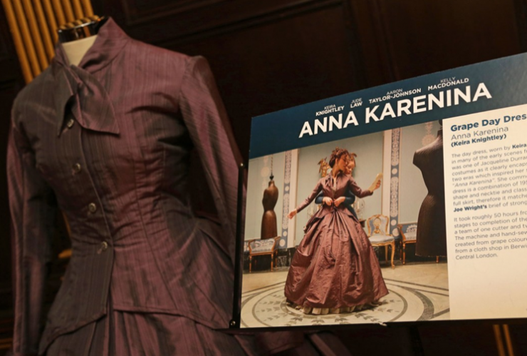 Στο μουσείο τα κοστούμια από την ταινία Άννα Καρένινα