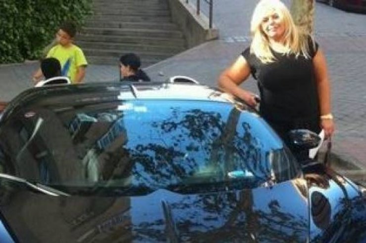 Αυτή είναι η ελληνίδα τηλεοπτική παραγωγός που συνελήφθη για διακίνηση κοκαΐνης