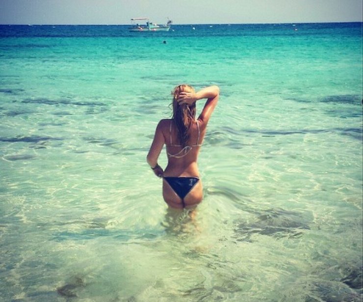 H υπέροχη πίσω όψη γνωστής Κύπριας socialite