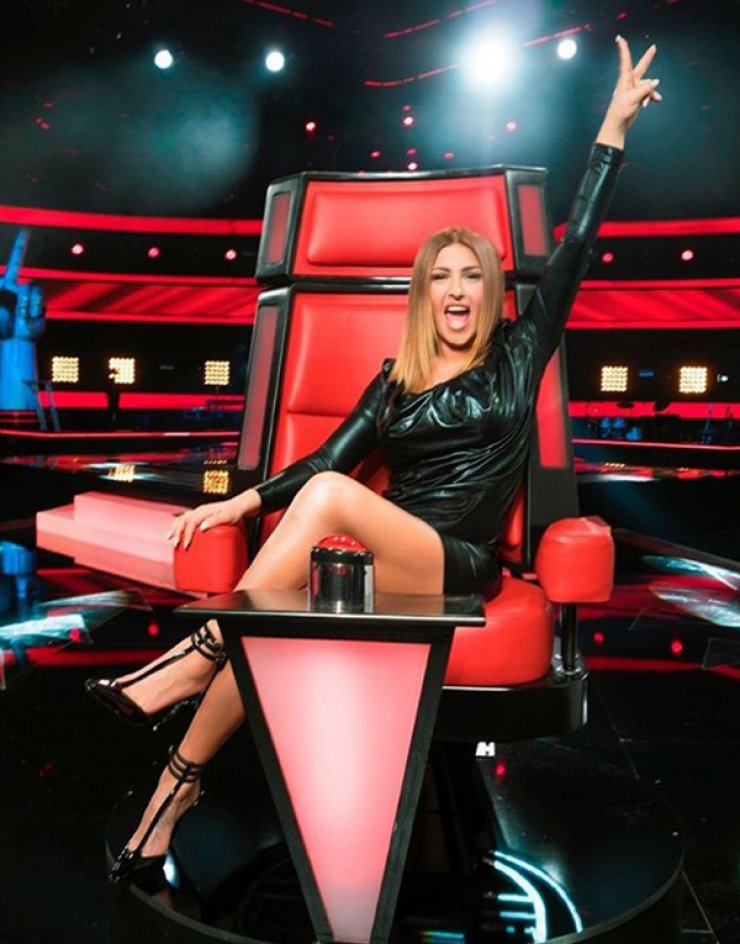 The Voice: Η γκάφα της Παπαρίζου με την Μπέλλου και η απάντηση της