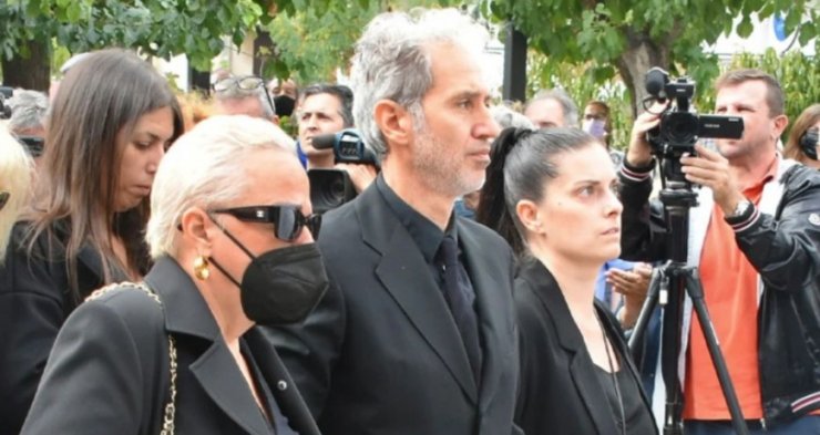 Σταμάτης Κόκοτας: Σε βαρύ κλίμα η κηδεία του [εικόνες]