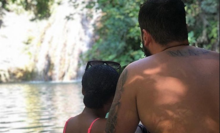 O πολυσυζητημένος Κύπριος παντρεύτηκε στην Πάφο και είδαμε τις μοναδικές φωτογραφίες