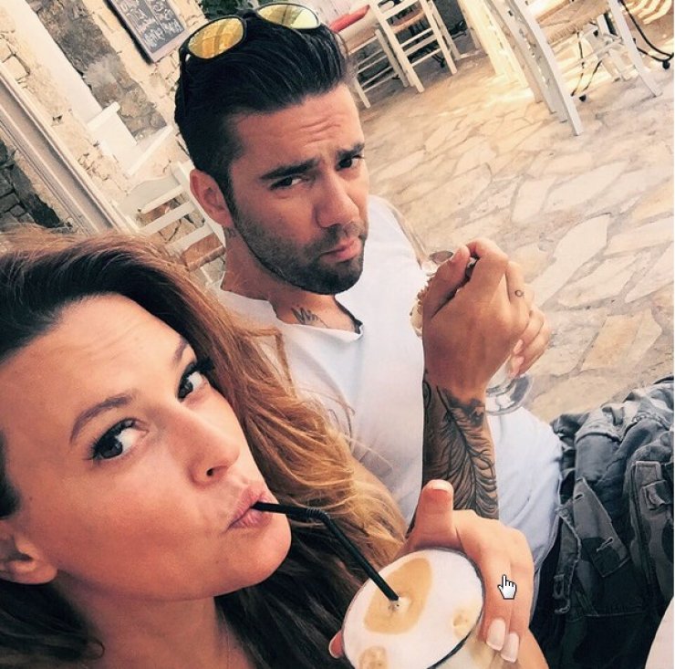 Χρηστίδου-Μαραντίνης: Η επέτειος γάμου, η τρυφερή αφιέρωση και το καυτό φιλί