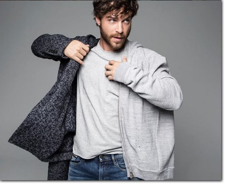 Στέφανος Μιχαήλ: Ο ζεν πρεμιέρ της κυπριακής τηλεόρασης μιλά για την ερωτική απογοήτευση που είχε