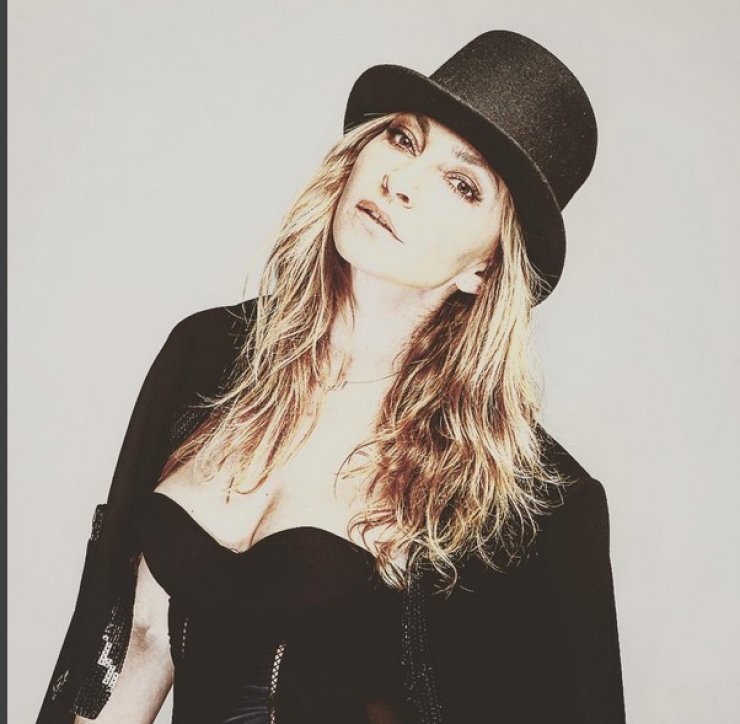 Ρούλα Ρέβη: Λίγο πριν γεννήσει, δείτε τη φωτογραφία που δημοσίευσε στο instagram