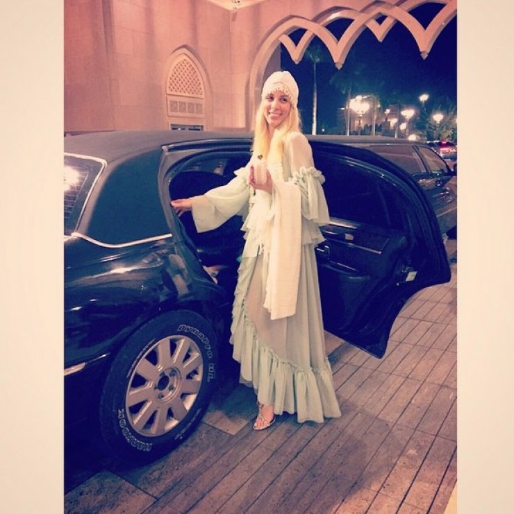 Ήβη Κυπριανού: Δείτε για πρώτη φορά τη δεύτερη νυφική δημιουργία που φόρεσε στο γαμήλιο party