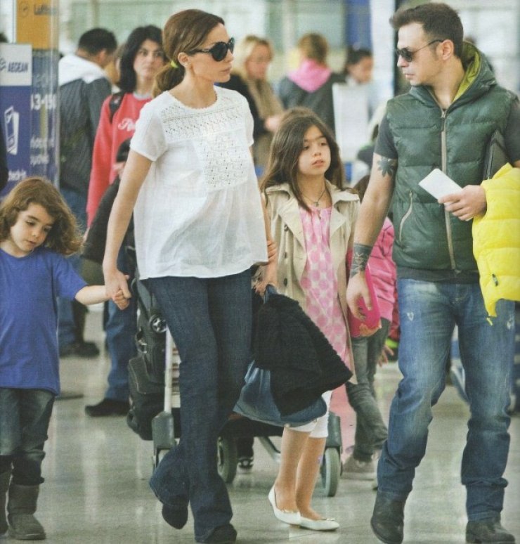 Δέσποινα Βανδή: Με τα παιδιά της στη Λάρνακα