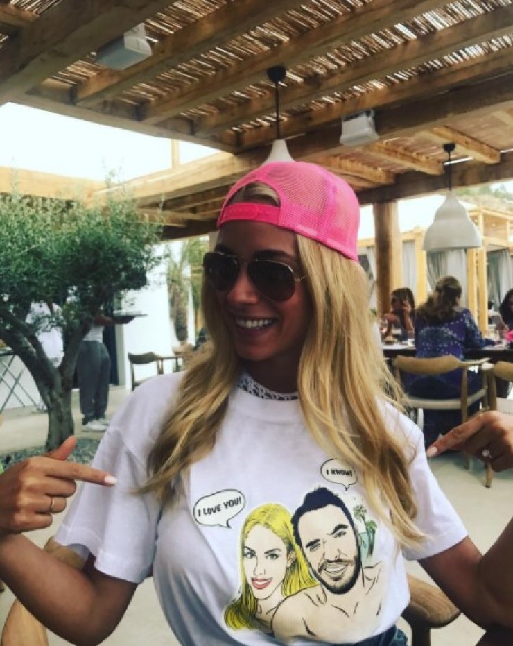 Στη δημοσιότητα βίντεο από το after wedding party της Δούκισσας Νομικού και του Δημήτρη Θεοδωρίδη