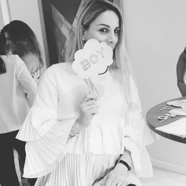 Ήβη Κυπριανού: Στο 9ο μήνα της εγκυμοσύνης της με μαγιό