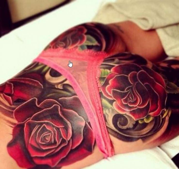 Ποια star έκανε… αυτό το tattoo με τριαντάφυλλα;