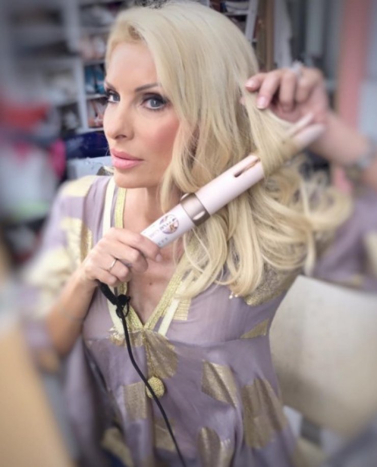 Η Ελένη Μενεγάκη μας αποκαλύπτει τα beauty tips της