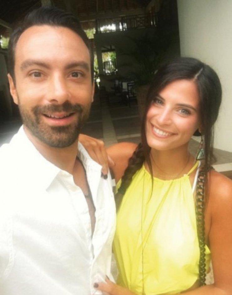 Σάκης Τανιμανίδης - Χριστίνα Μπόμπα: Βίντεο και φωτογραφίες από τις διακοπές τους στο Άμστερνταμ