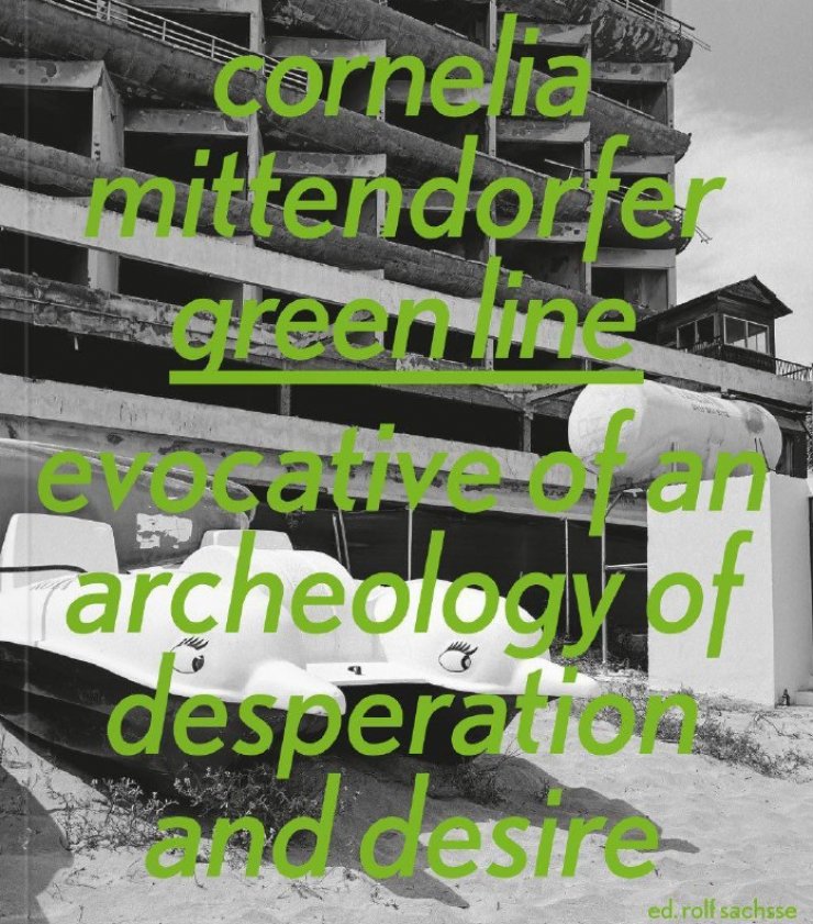 H Elisabeth Schilling παρουσιάζει το έργο της με τίτλο "SIXFOLD"