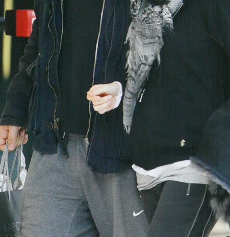 Οι πρώτες φωτογραφίες επώνυμης Ελληνίδας με φουσκωμένη κοιλίτσα