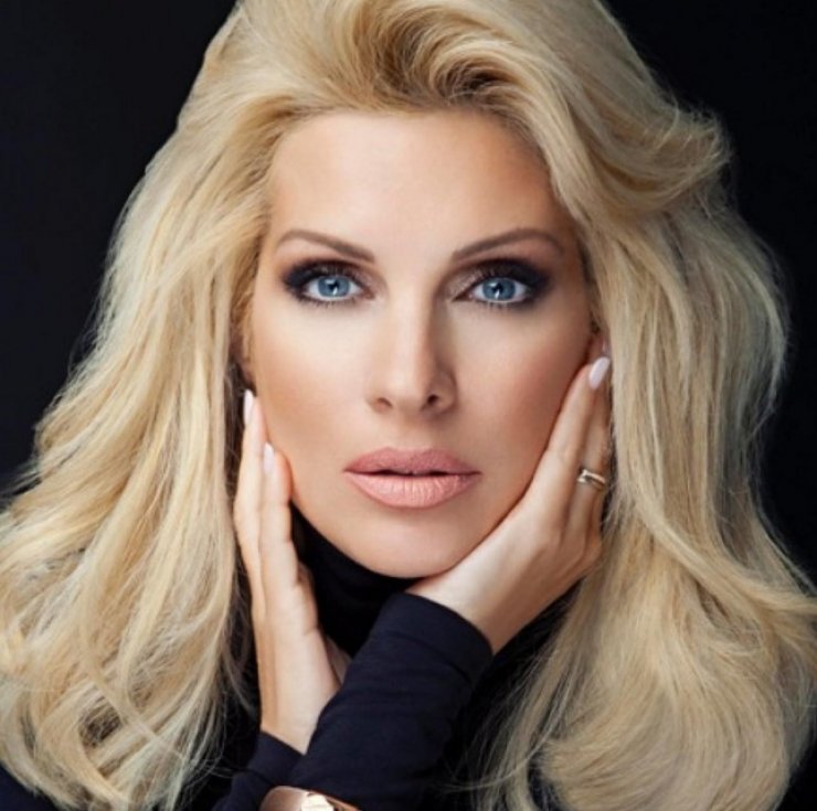 Ελένη Μενεγάκη: Τα τρυφερά της λόγια στον...