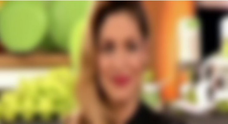 Ελληνίδα τραγουδίστρια καταγγέλλει: «Tράκαρα, και περαστικοί με έκλεψαν αντί να βοηθήσουν!»