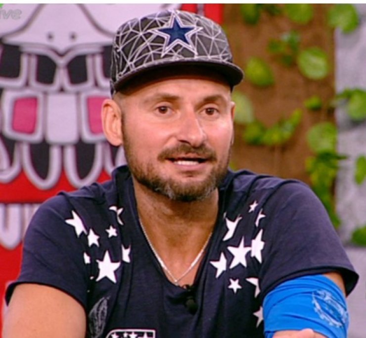 Και η ομάδα των "Μαχητών" έκλεβε φαγητό! Δείτε τι είπε ο Πάνος Αργιανίδης στην Ελεονώρα Μελέτη