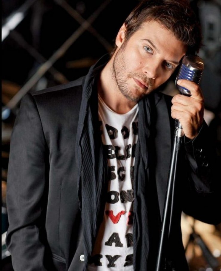 Λάμπης Λιβιεράτος: Αυτός είναι ο λόγος που έφυγε για έξι μήνες στην Σουηδία