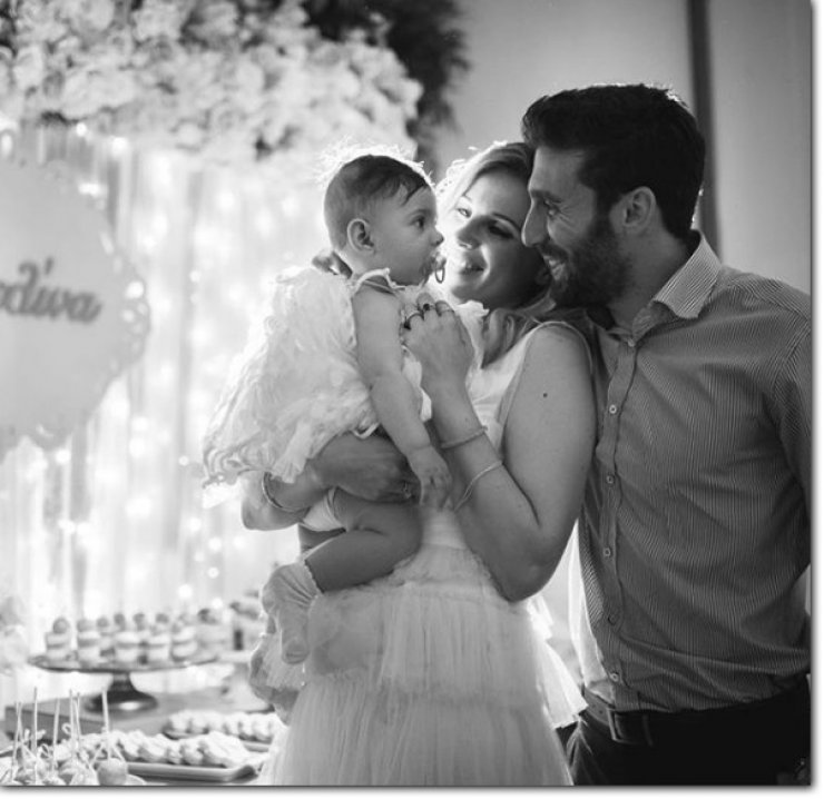 Δείτε πόσα likes πήρε αυτή η φωτογραφία της Χριστιάνας Αριστοτέλους και του Γιώργου Εφραίμ