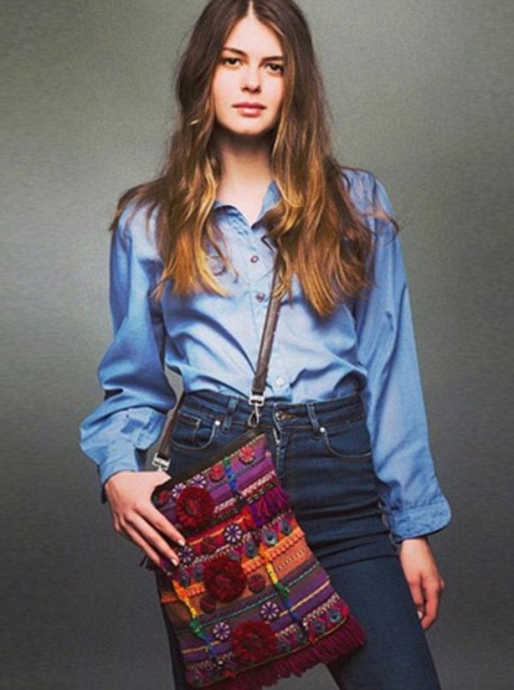 Είναι κορμάρα! Δες την Αμαλία Κωστοπούλου με το μπικίνι της