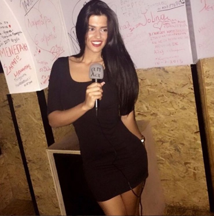 Φρόσω Κυριάκου. Το καφεδάκι στο Κολωνάκι και η φωτογραφία. Η συγνωμή που διέλυσε το αυτοκίνητο ...