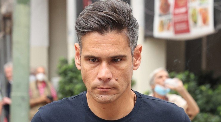 Δημήτρης Ουγγαρέζος: Χάλασαν οι διακοπές του στην Πράγα - Έμαθε πως τον απατά η σύντροφος του