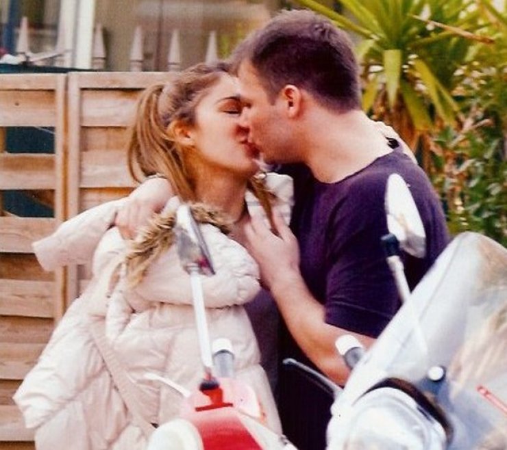 Γιώργος Σαμπάνης - Άννα Πρέλεβιτς: Full in love!