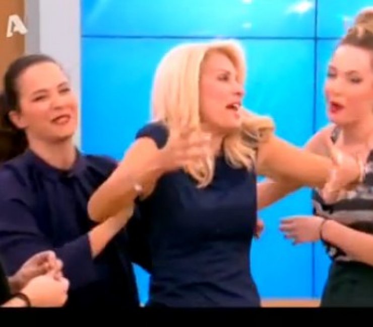 Παραλίγο να πιαστούν μαλλί με μαλλί! Μπήκε στη μέση η Ελένη! [video]