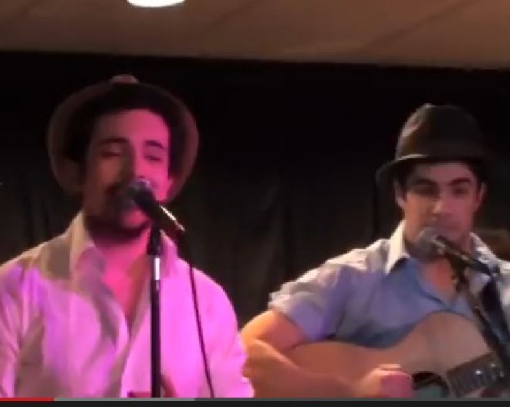 Δείτε τους Κύπριους του "The Voice" να τραγουδούν μαζί στη Βοστώνη [video]