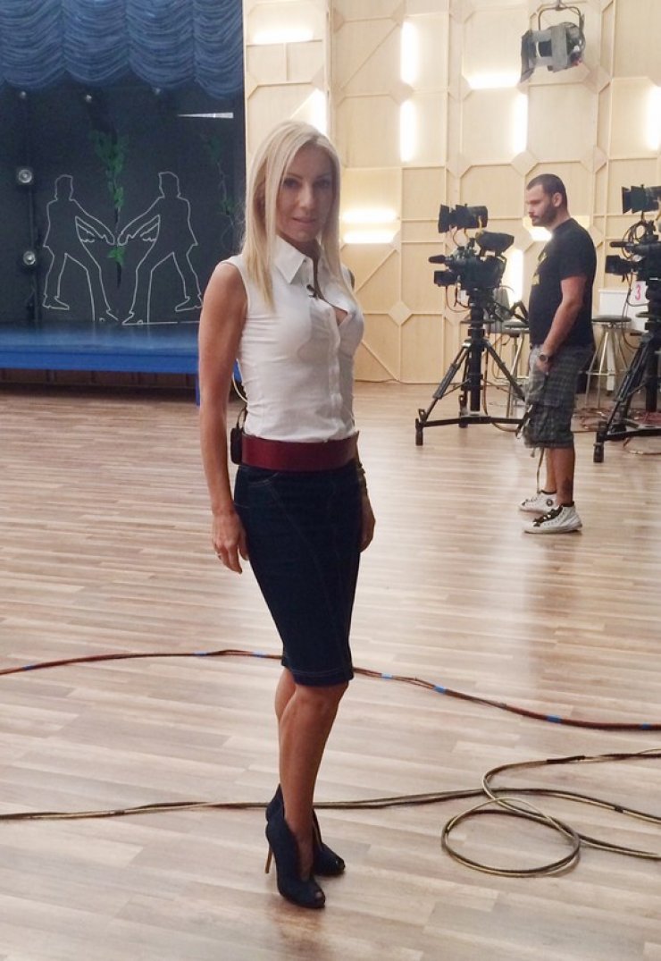 Τι λένε οι τεχνικοί και οι συνεργάτες της Έλενας Τσαβαλιά για το χαρακτήρα της;