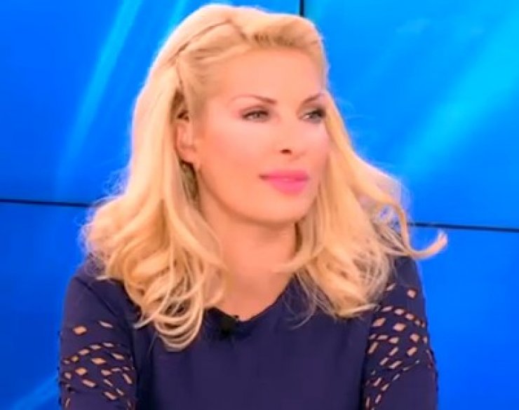  Η Μενεγάκη αποκάλυψε τι έκανε το Σαββατοκύριακο και δεν νιώθει σήμερα καλά!