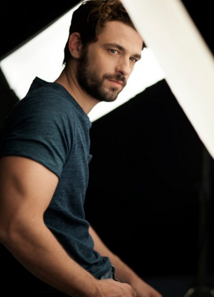 Αποστόλης Τότσικας: Το νέο καλλιτεχνικό βήμα που δεν περιμένε κανείς