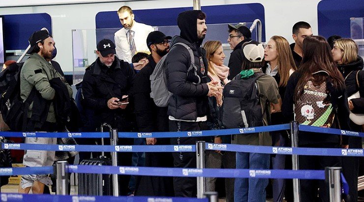 Survivor: Η ένταση άρχισε πριν αναχωρήσουν - Δεν ήθελε συμπαίκτη δίπλα του στο αεροπλάνο