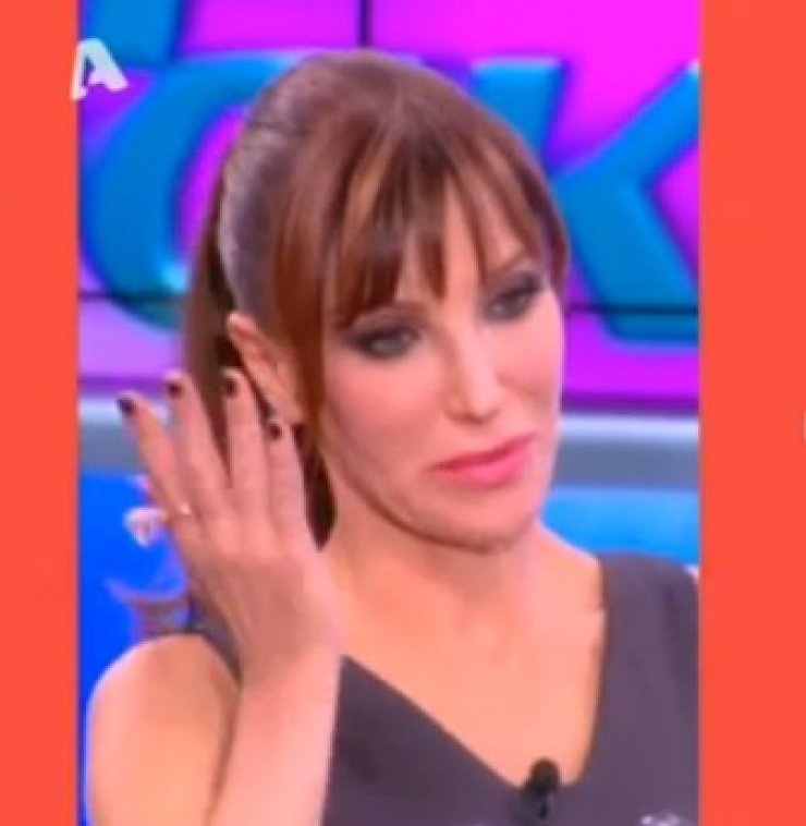  «Πάμε Πακέτο»: Η απίστευτη ιστορία, που «λύγισε» την Χατζηβασιλείου!