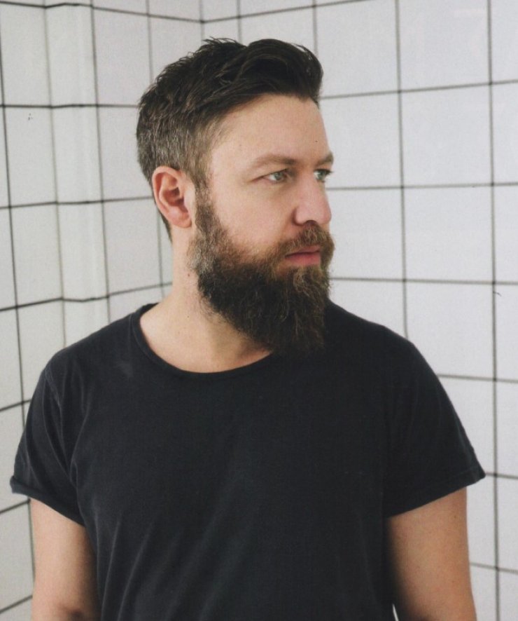  Ο Γιάννης Βαρδής απαντά στις καταγγελίες της συζύγου του πατέρα του!  