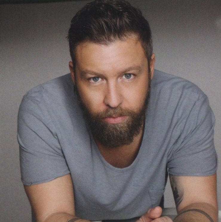 Γιάννης Βαρδής: Έγινε μπαμπάς!