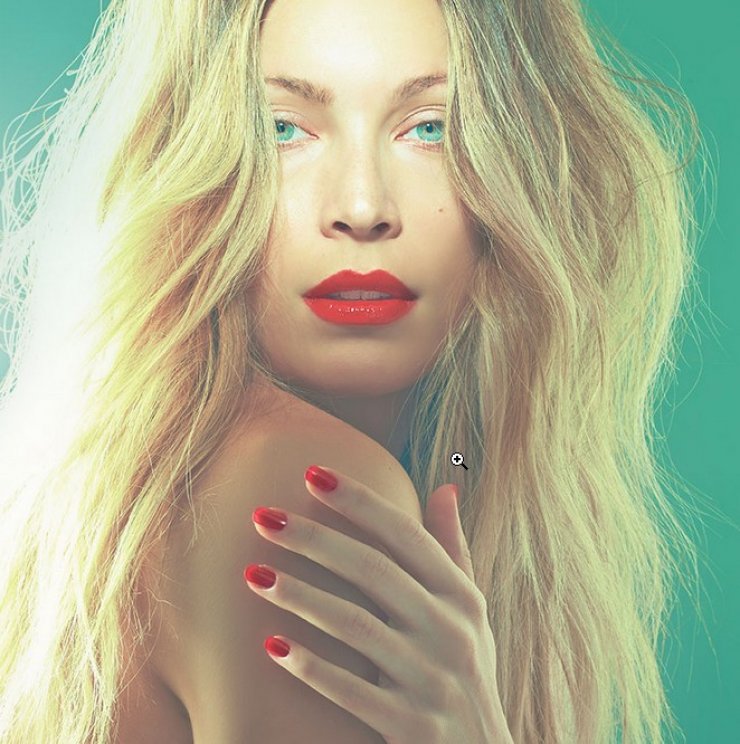 Μαριέττα Χρουσαλά: Δείτε το εντυπωσιακό χριστουγεννιάτικο δέντρο της