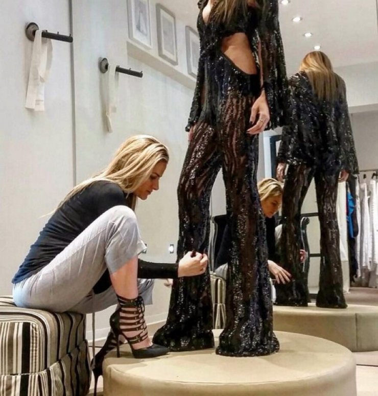 Ποια επώνυμη Κύπρια θα φορέσει αυτό το σέξι jumpsuit;