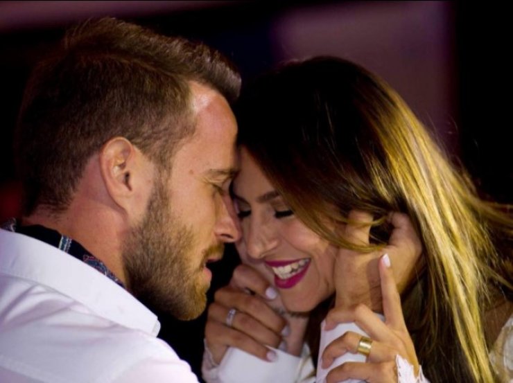 Κωνσταντίνα Ευριπίδου: Ερωτήθηκε πως αντέδρασε ο Νεκτάριος στη φωτογραφία που ανήρτησε για να του ευχηθεί για την ημέρα των ερωτευμένων [βίντεο]