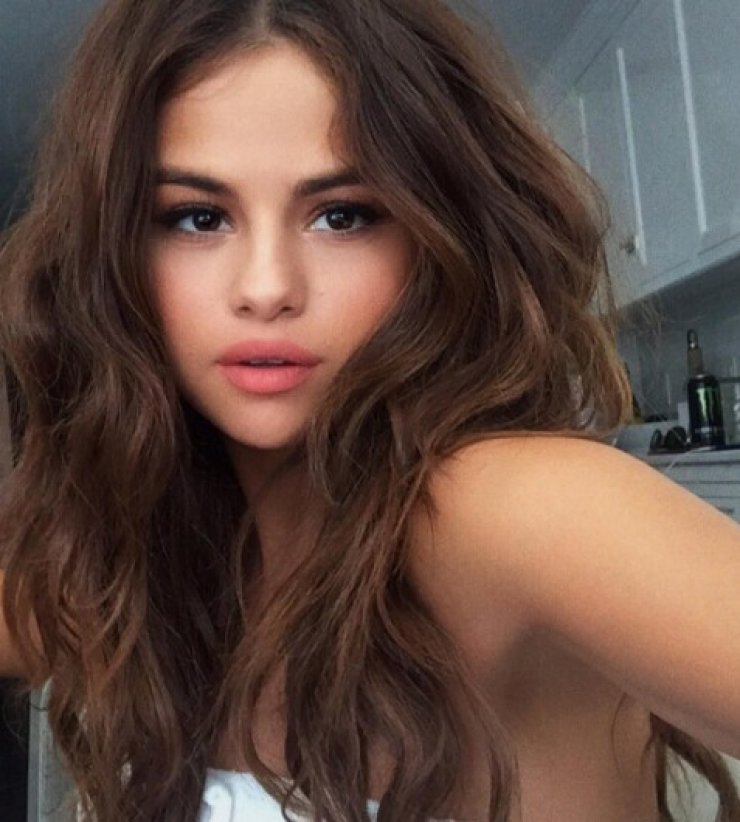 Δείτε τη φωτογραφία της Selena Gomez που συγκέντρωσε πάνω από 4 εκατομμύρια likes
