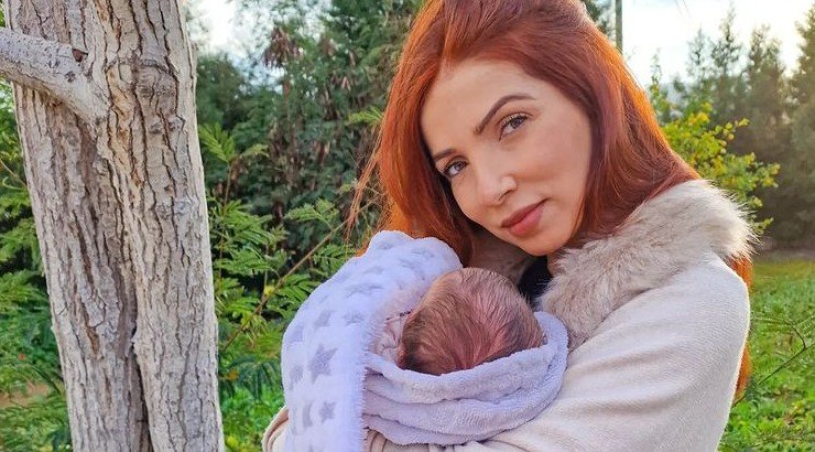 Χριστιάνα Θεοδώρου: Η βόλτα με την 40 ημερών κόρη της και τα συγκινητικά λόγια της