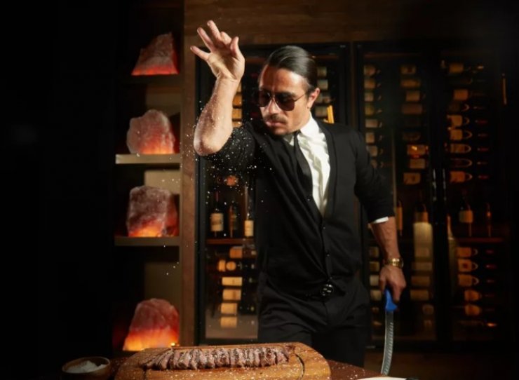 Οι επώνυμες Κύπριες που συνάντησαν τον Nusret