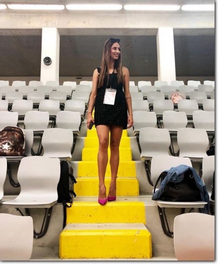 Απίστευτο! Δείτε τι έφαγε και που βρισκόταν η Κωνσταντίνα Ευριπίδου αργά χθες το βράδυ
