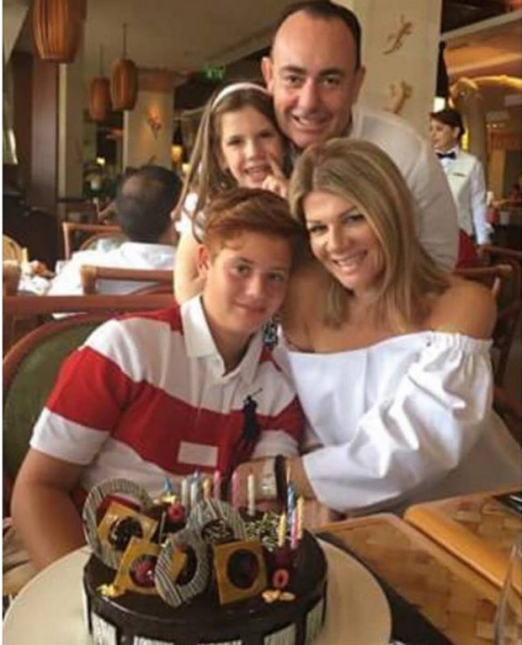 Έλσα Αναστασιάδη: Δείτε την κόρη του προέδρου για πρώτη φορά με μαύρο μπικίνι