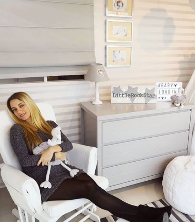 Γέννησε με φυσιολογικό τοκετό η Δούκισσα Νομικού!