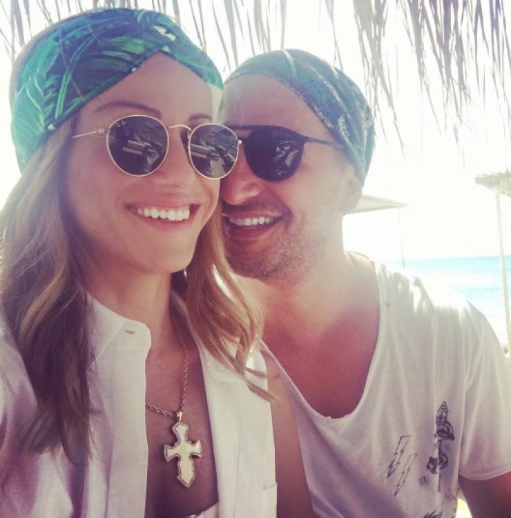 Χρύσανθος Τσουρούλλης - Έμιλυ Γιολίτη: Διακοπές στο Κάπρι