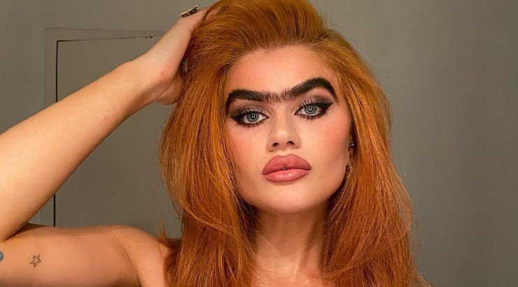 Ελληνίδα τραγουδίστρια μεταμφιέστηκε σε Σοφία Χατζηπαντελή και η ομοιότητα τους είναι απίστευτη [βίντεο]